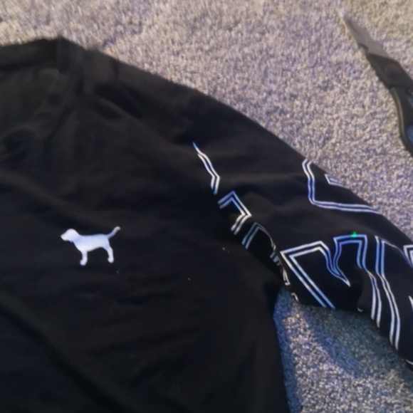 Pink crop top sweater - Picture 2 of 3